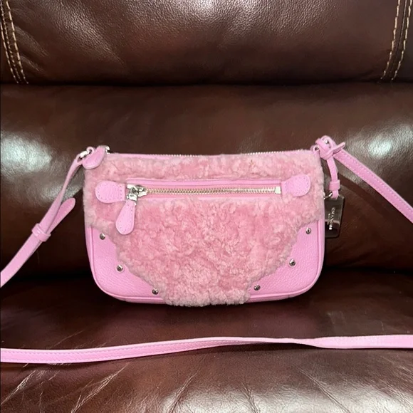 SOLD🔥🔥🔥Coach Small Rhyder Pochette In Pink Leather Crossbody Bag - Picture 1 of 13